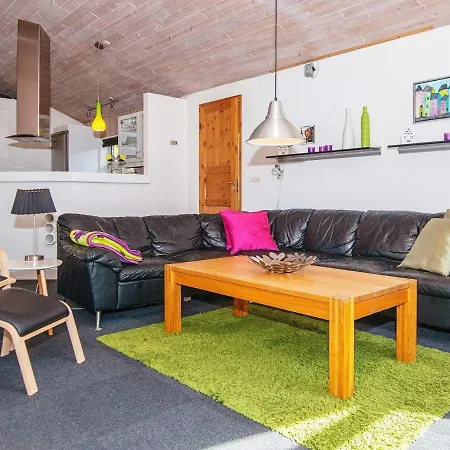 12 Person Holiday In Bl Vand Tatil Evi